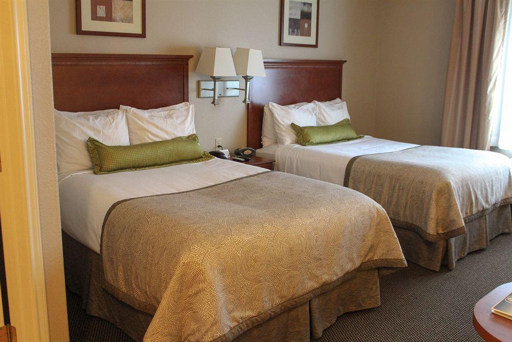 Candlewood Suites Deer Park By Ihg Buitenkant foto