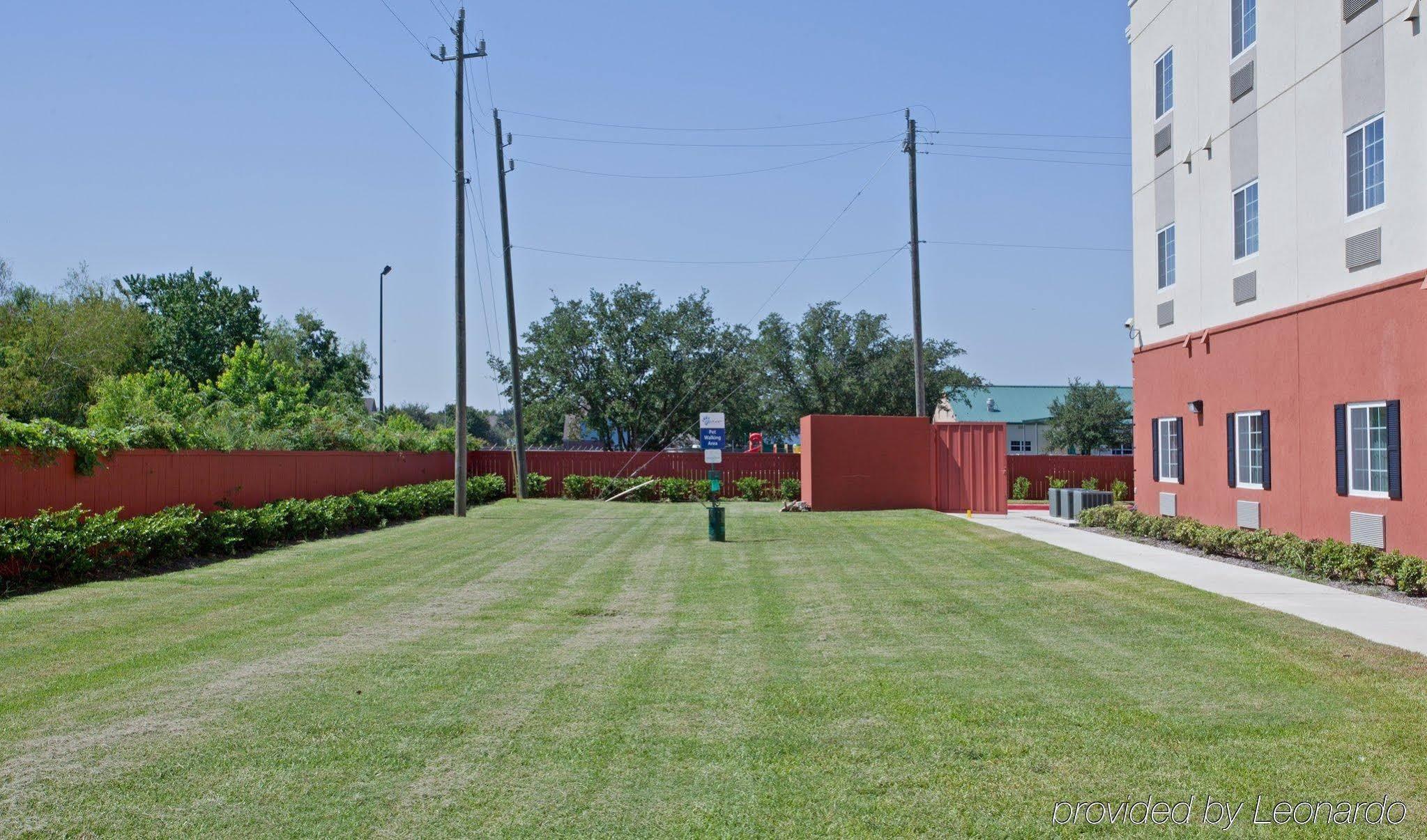 Candlewood Suites Deer Park By Ihg Buitenkant foto